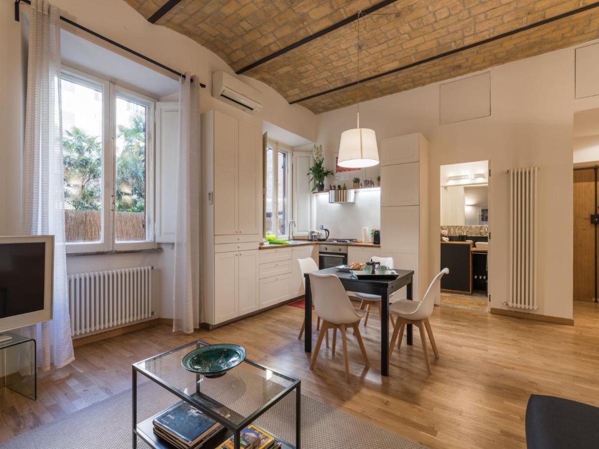 The Best Rent - Elegant Flat Near Colosseum Rom Exteriör bild
